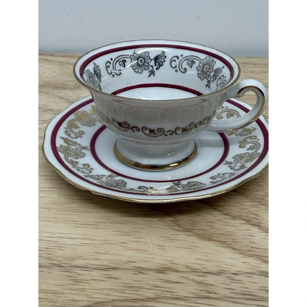 Vintage Tea Cup‎ & Saucer. Bavaria Germany Miniature Mitterteich #61
